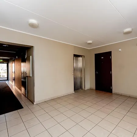 Apartment Beach Apartment Karusselli 91- Balcony & Parking!