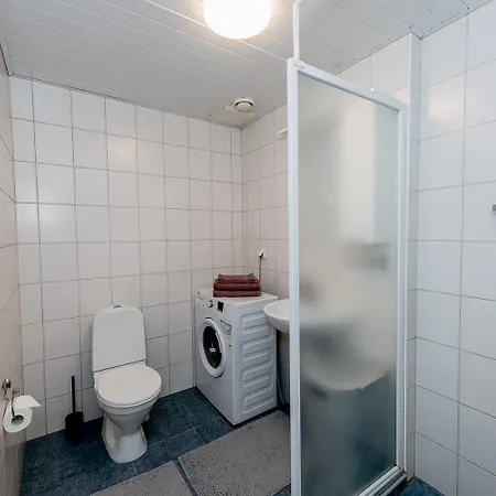 Beach Apartment Karusselli 91- Balcony & Parking!