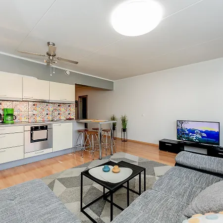 Apartment Beach Apartment Karusselli 91- Balcony & Parking!