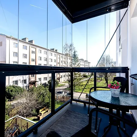 Apartment Beach Apartment Karusselli 91- Balcony & Parking! *